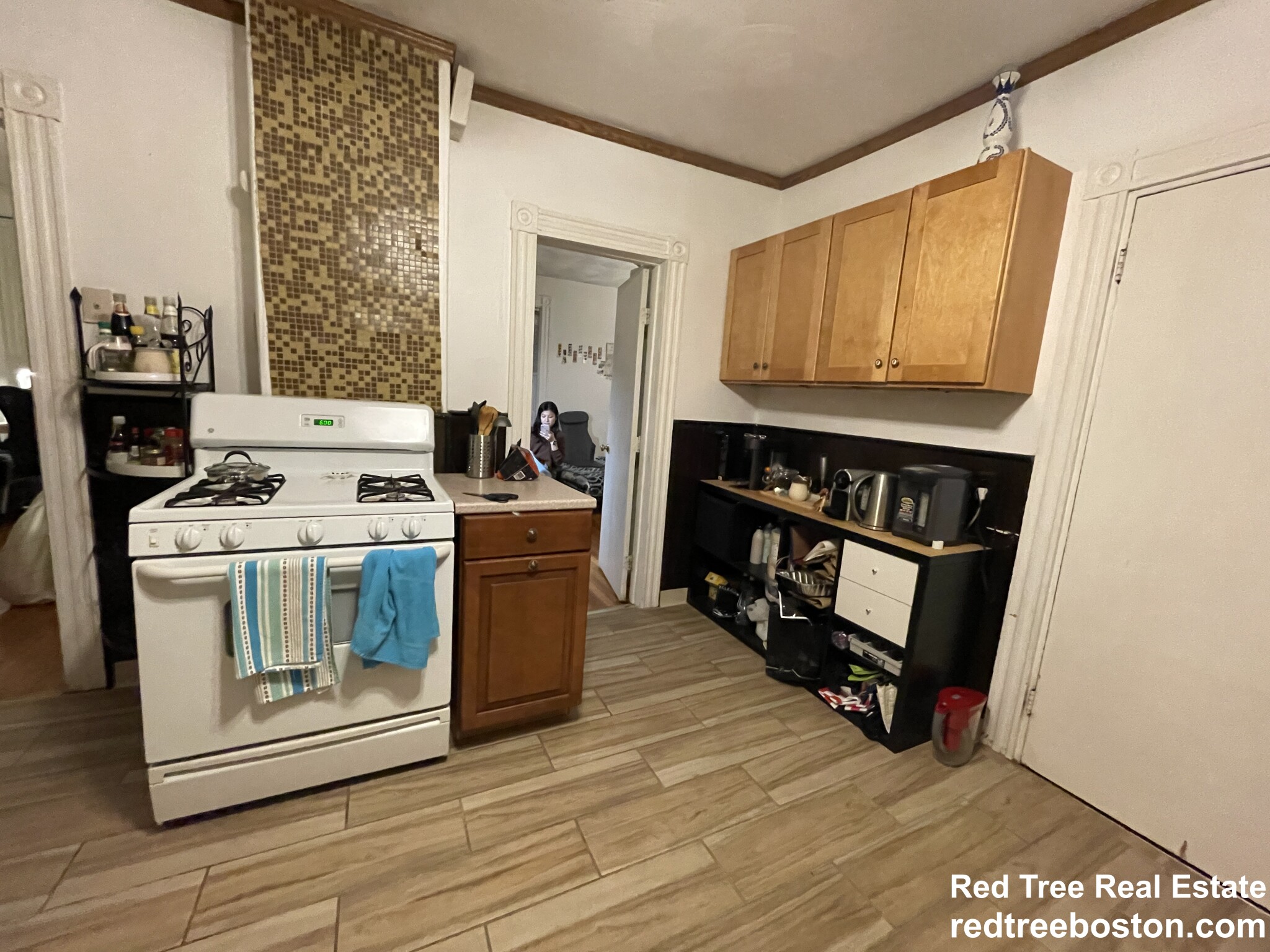 205 Hillside St, Mission Hill