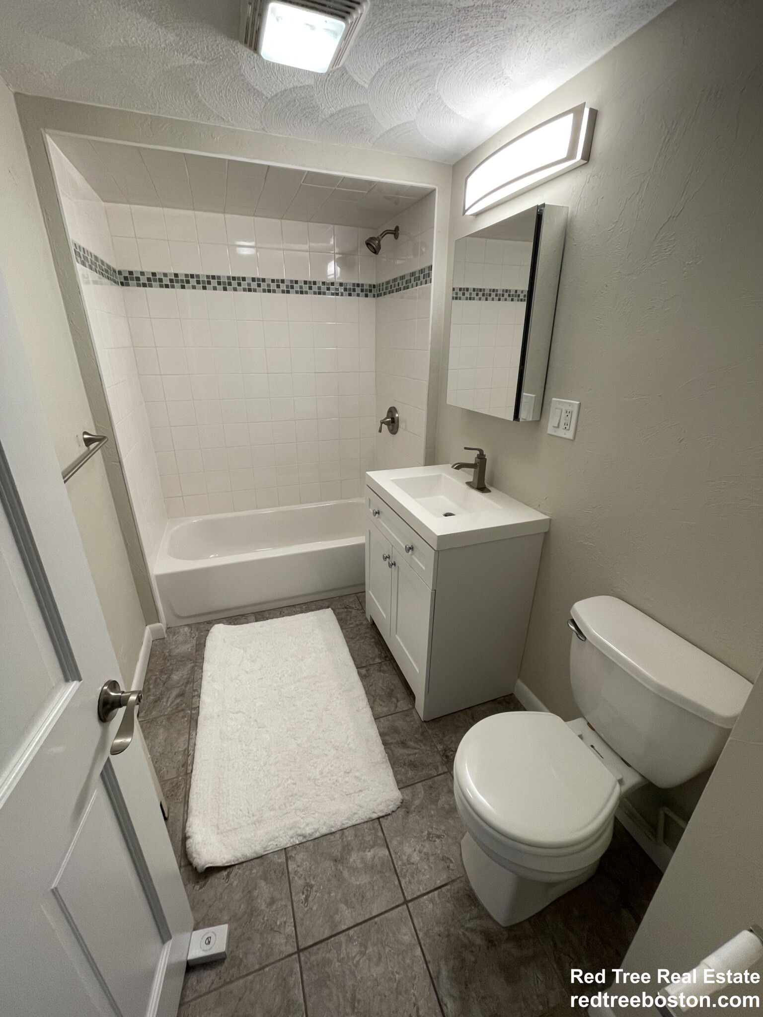 83 Conwell Ave, Teele Square