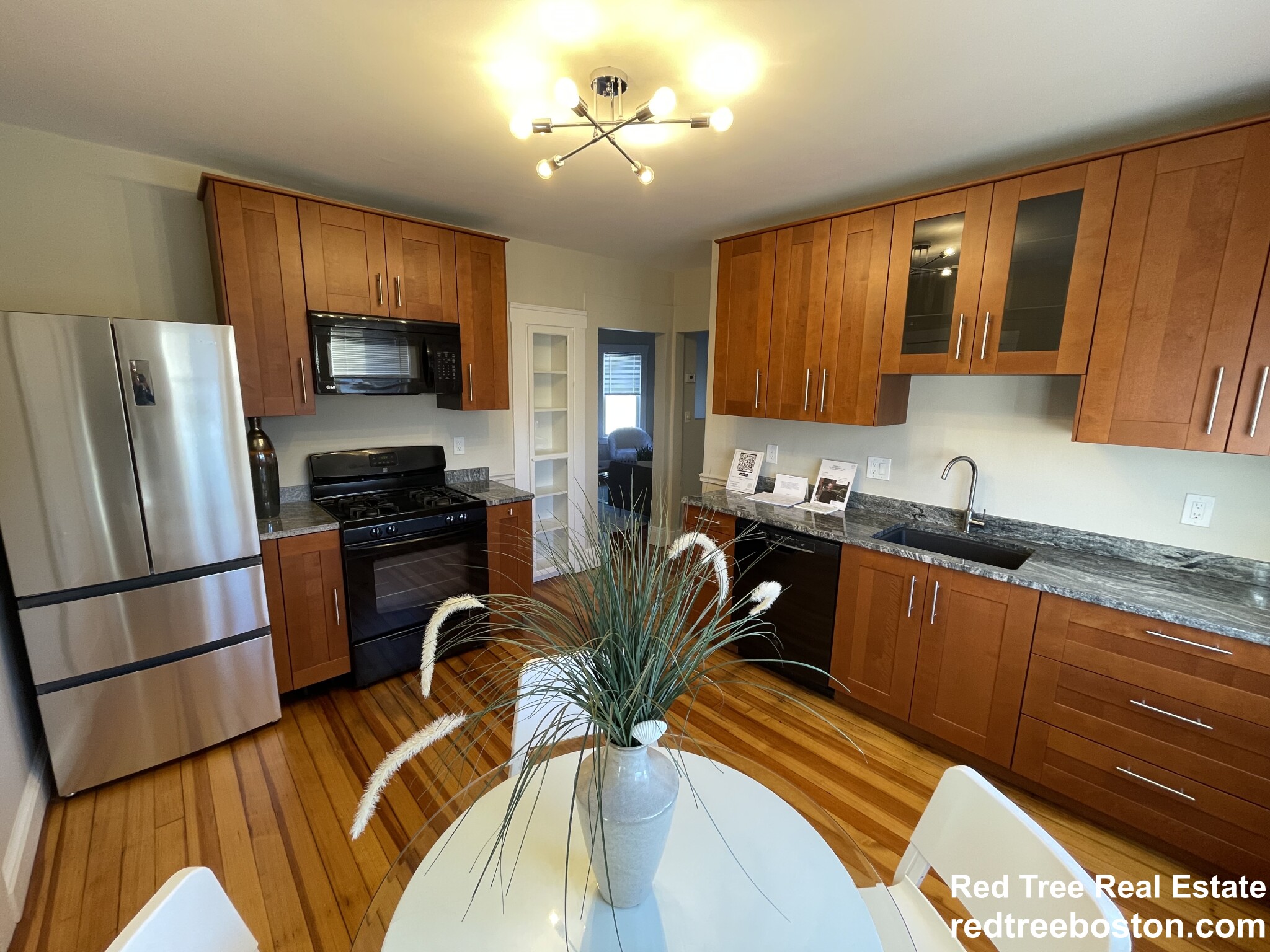 83 Conwell Ave, Teele Square