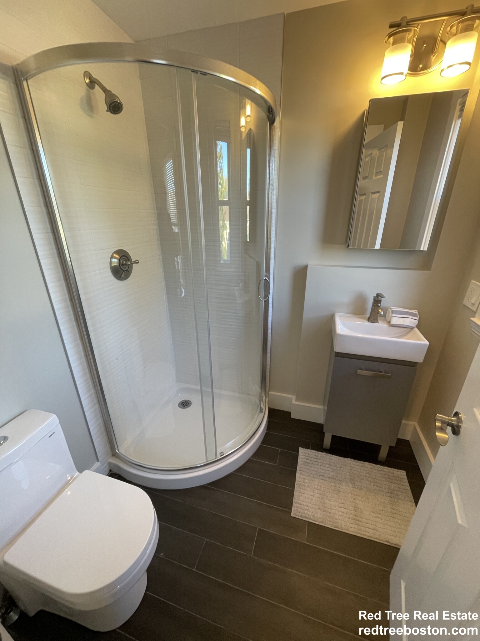 83 Conwell Ave, Teele Square