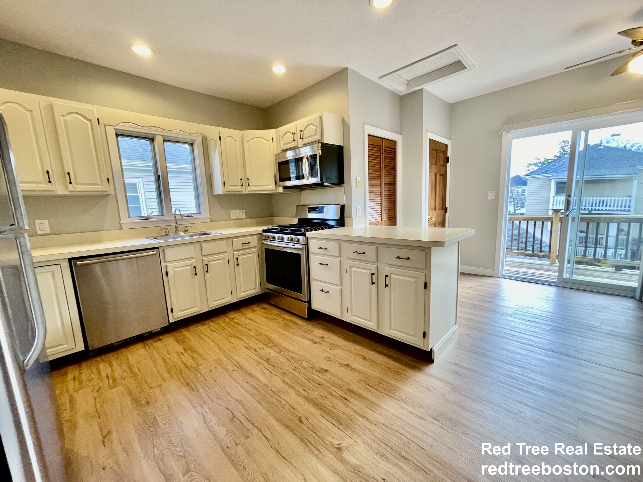 190 Orange St, Roslindale