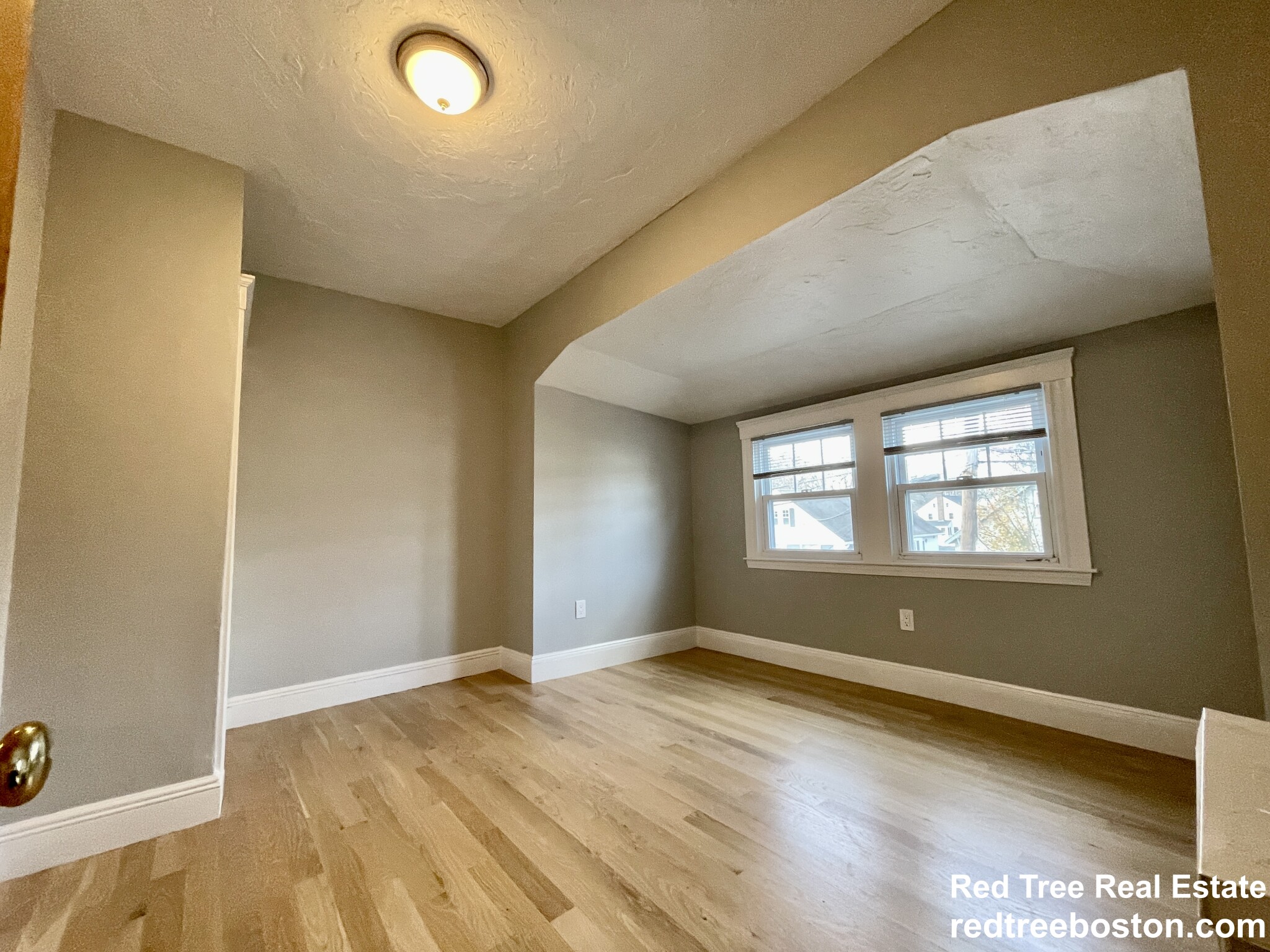 190 Orange St, Roslindale