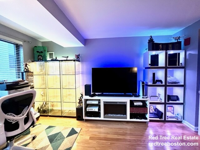 165 Tremont St, Back Bay