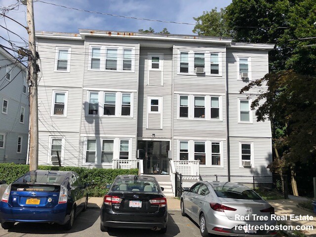 33 Lourdes Ave, Jamaica Plain