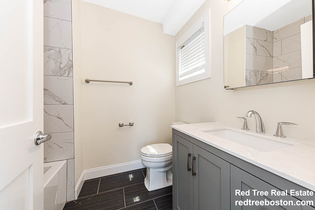 232 Fulton St, Medford