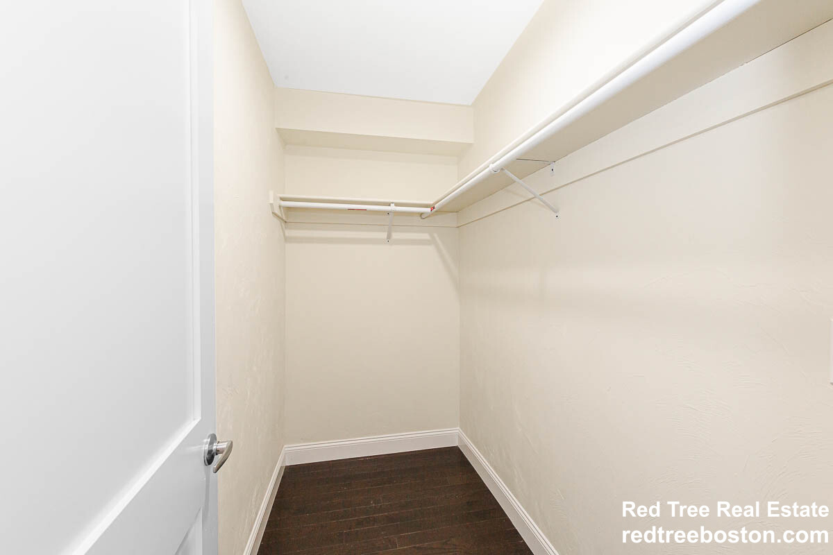 232 Fulton St, Medford