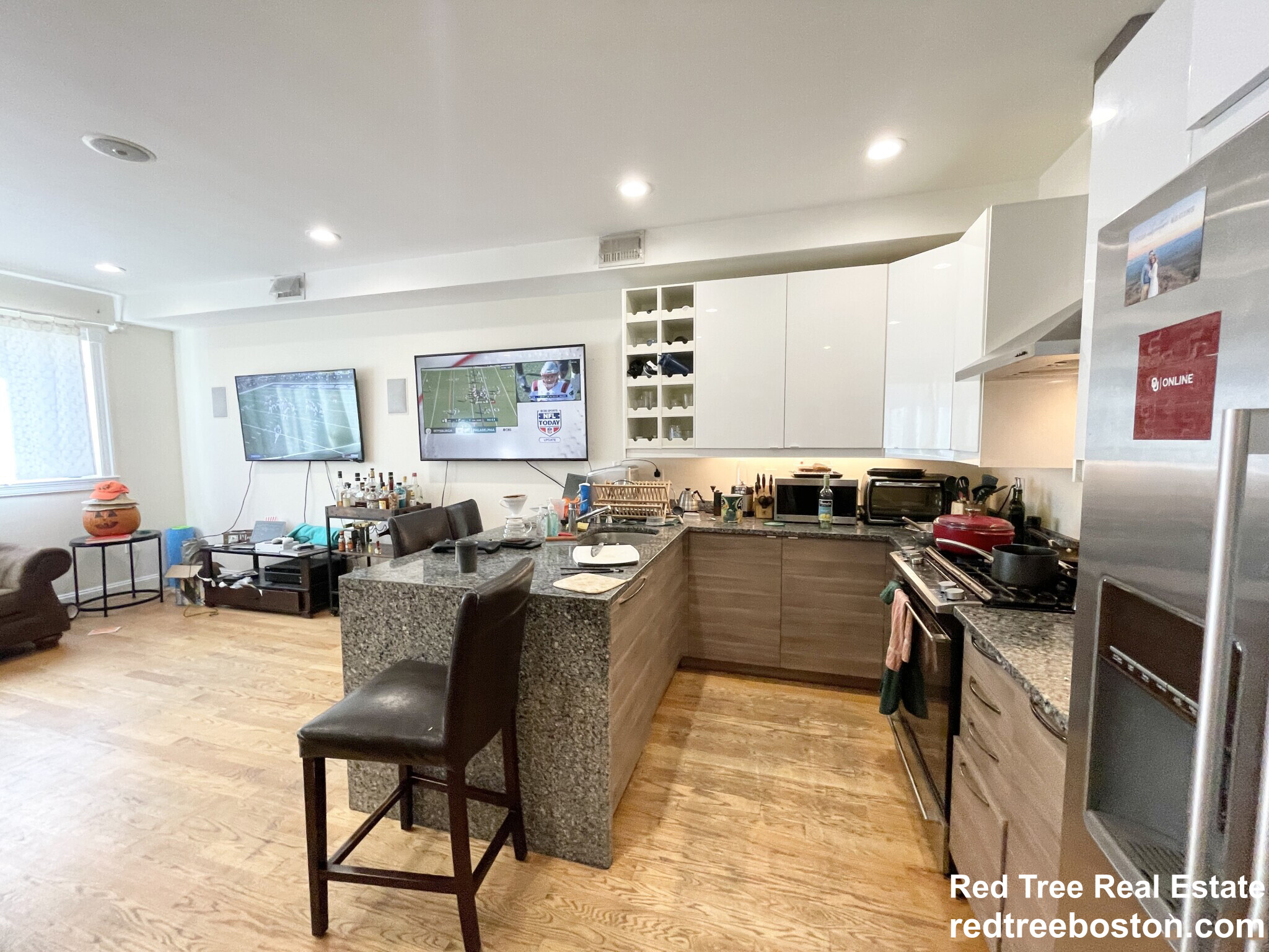 275 Dorchester St, South Boston