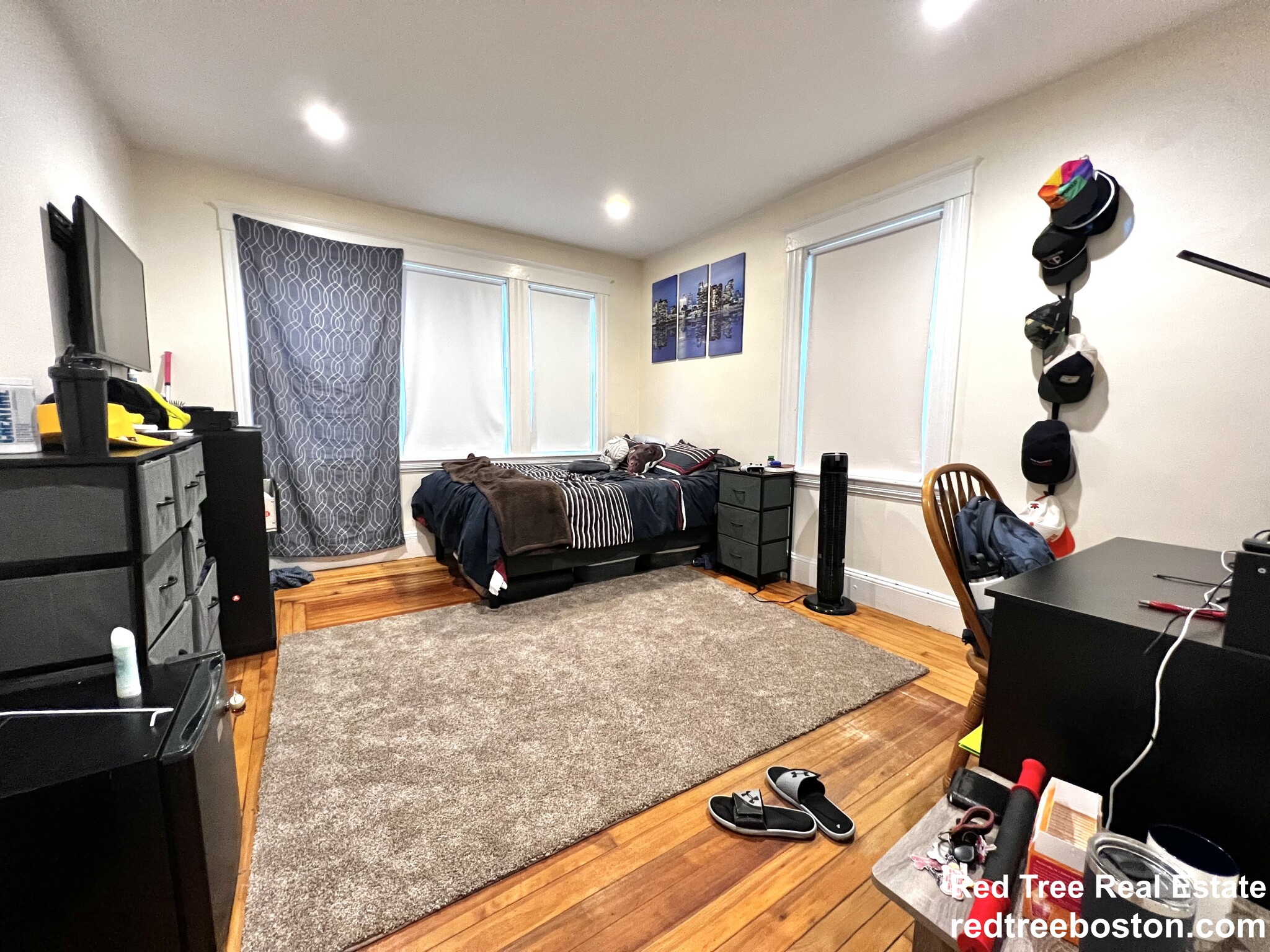 8 Sawyer Ter, Allston