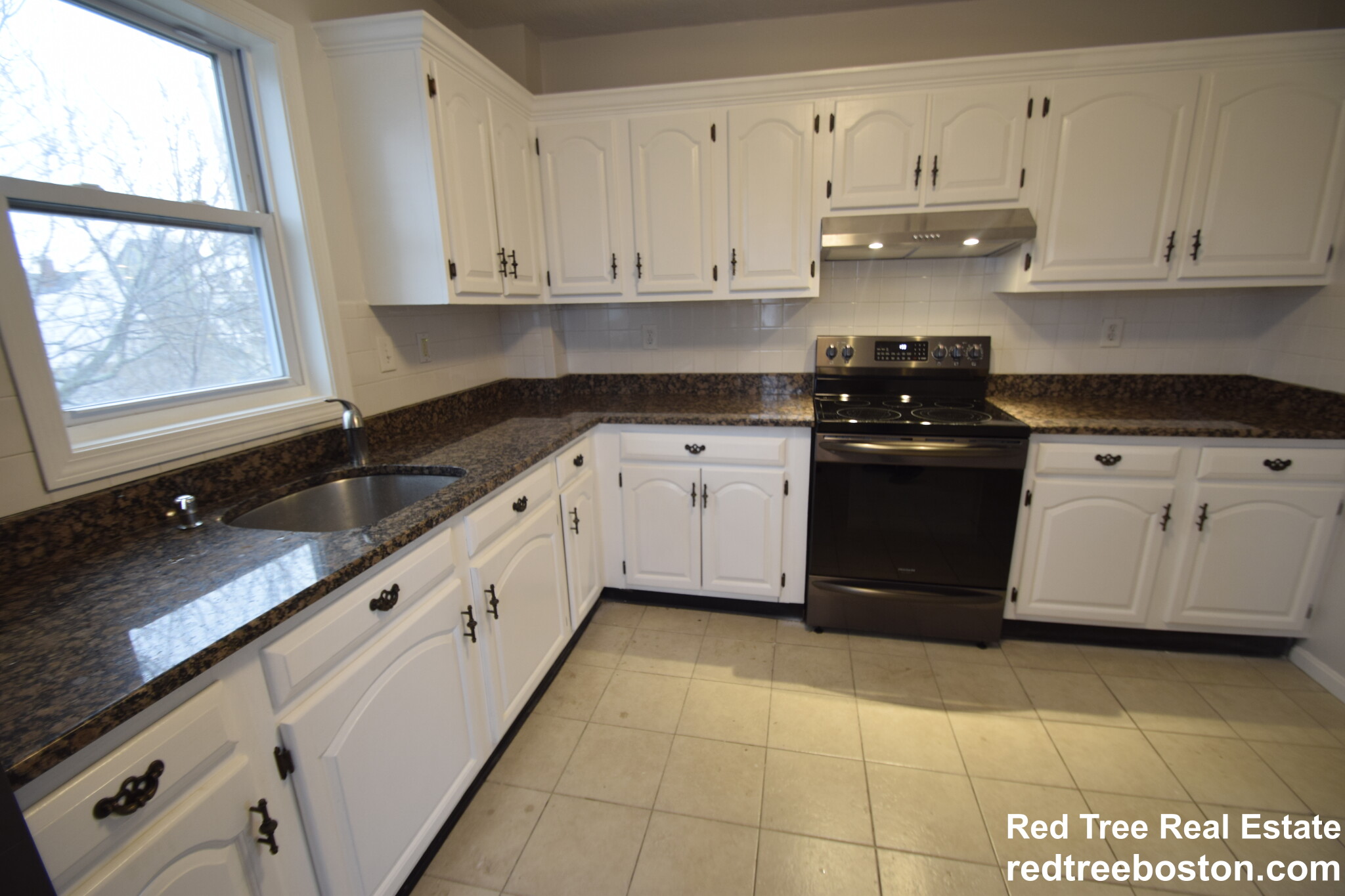 247 School St, Revere