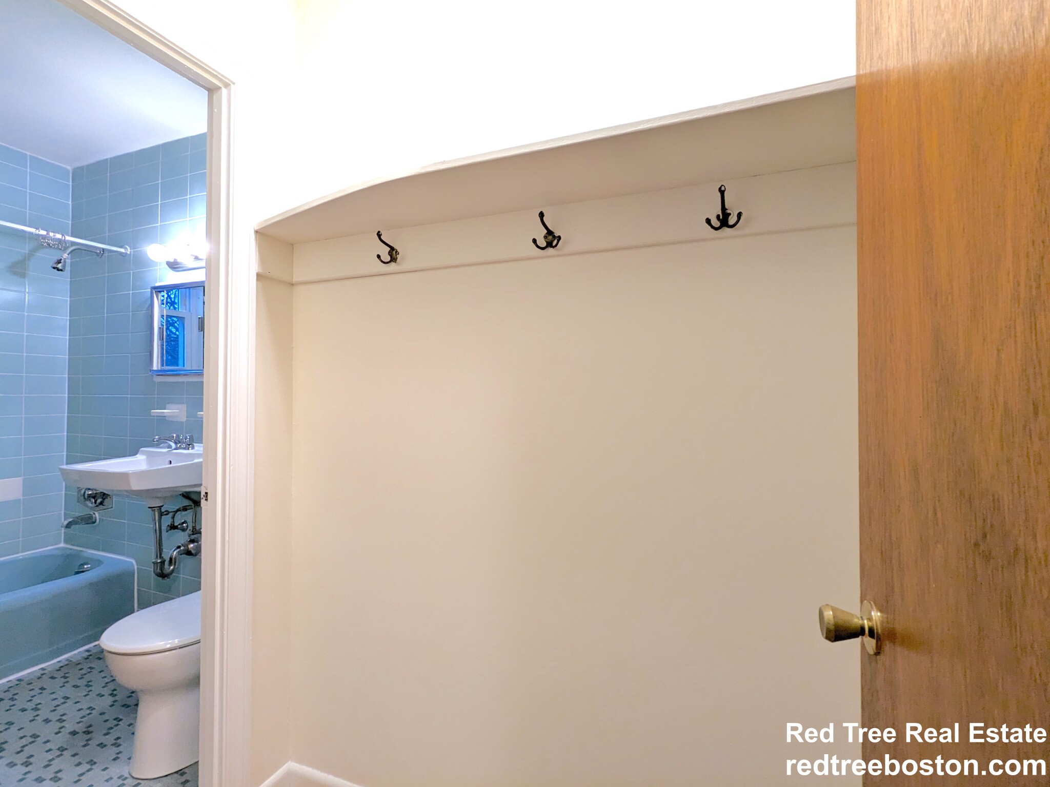 2018 Commonwealth Ave, Brighton