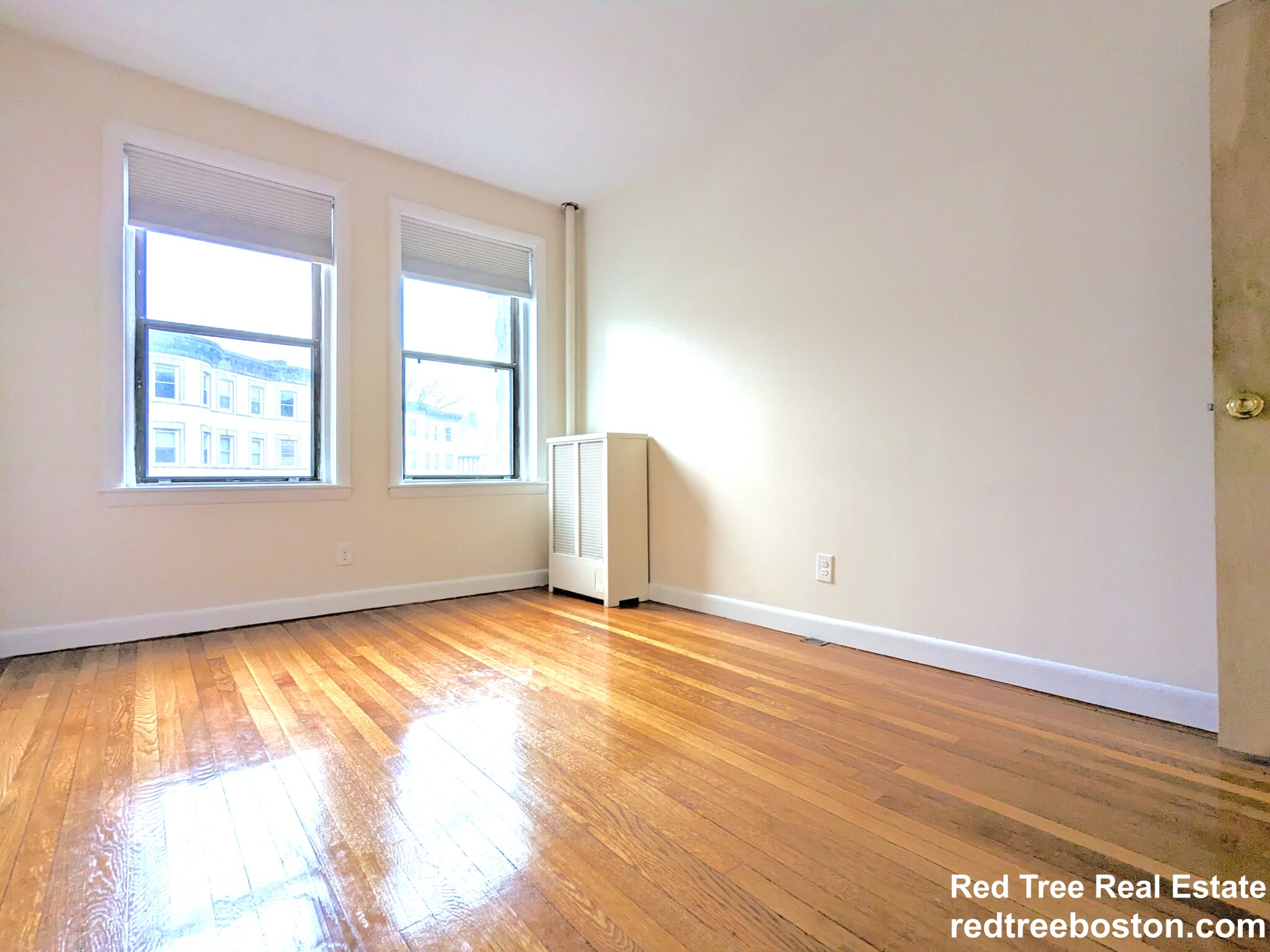 1137 Commonwealth Ave, Allston