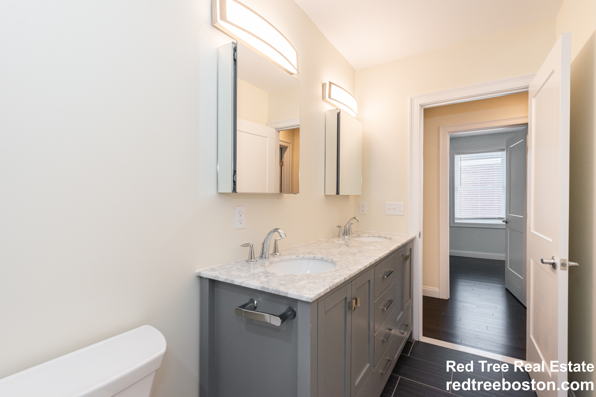 10 Marion St, Tufts University