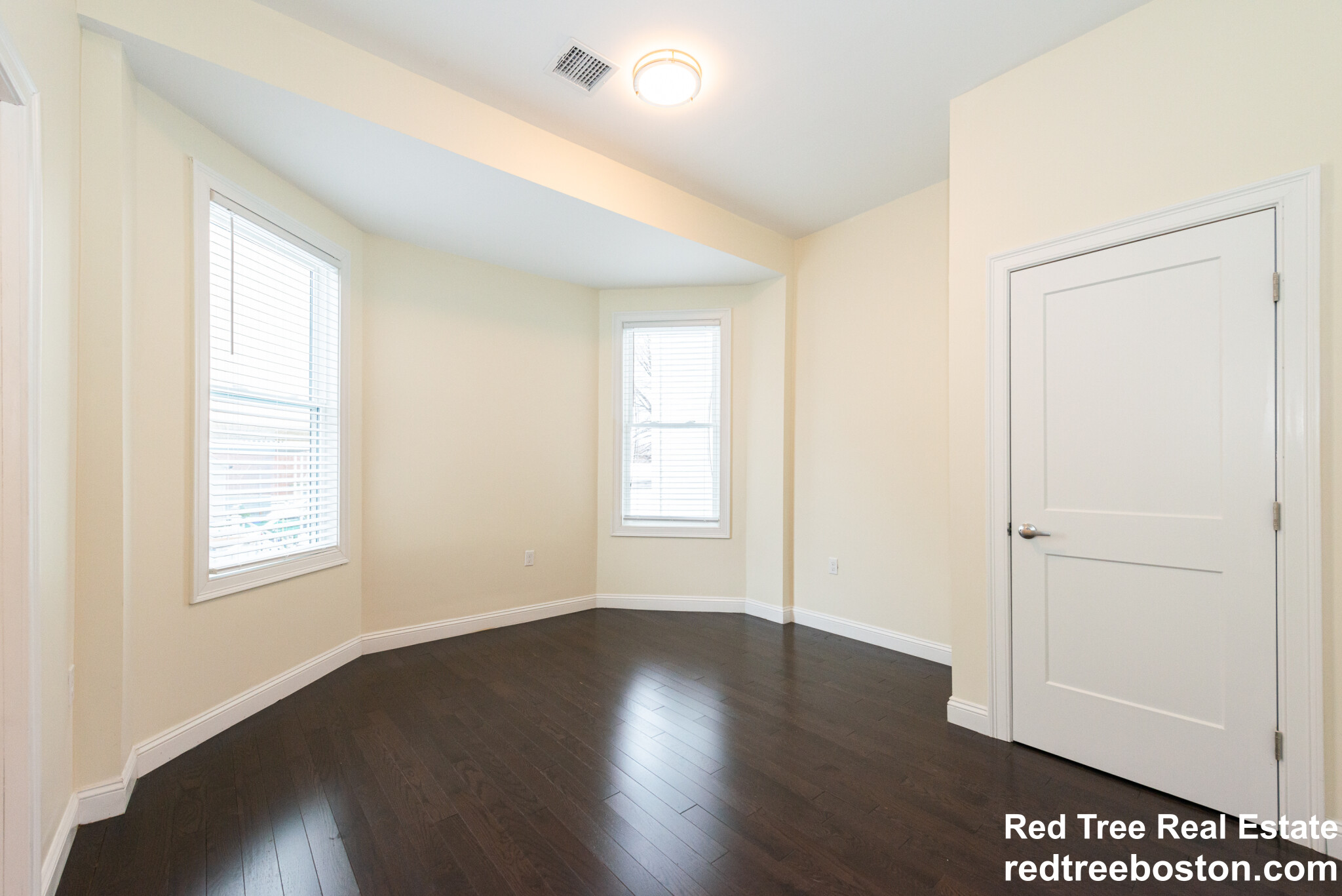 10 Marion St, Tufts University