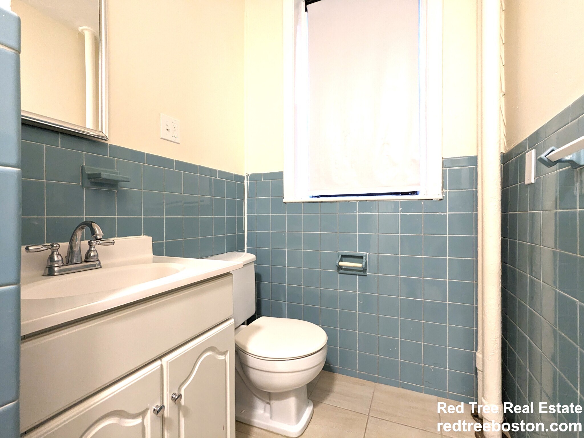 1137 Commonwealth Ave, Allston