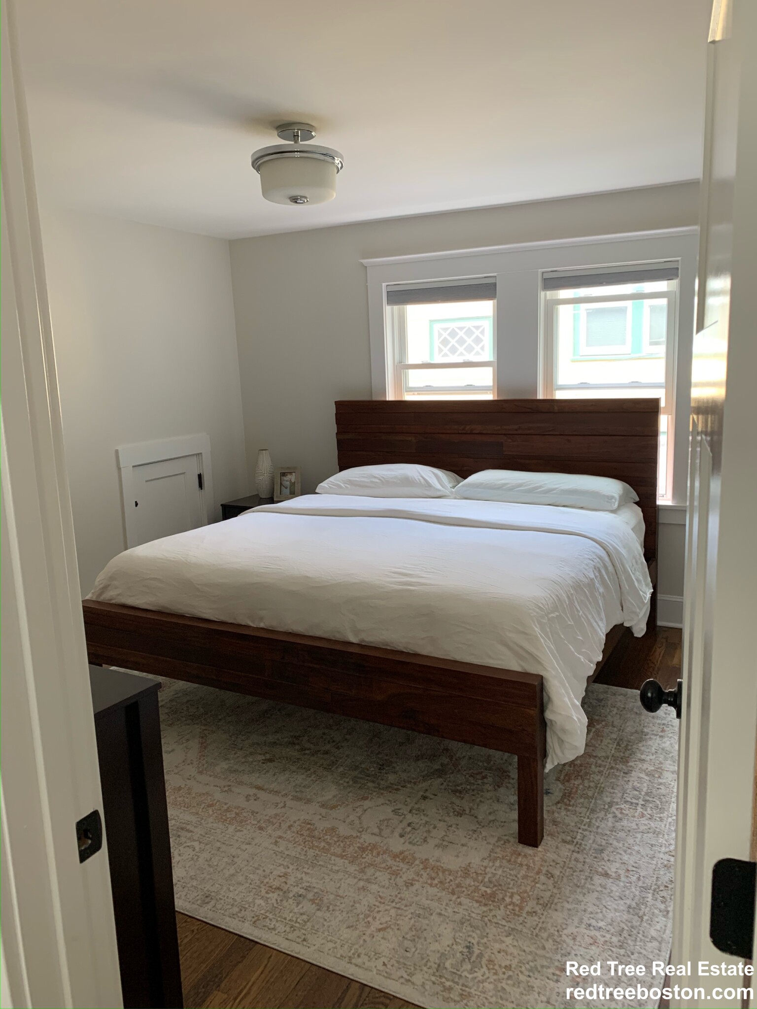 55 Eliot Crescent, Chestnut Hill