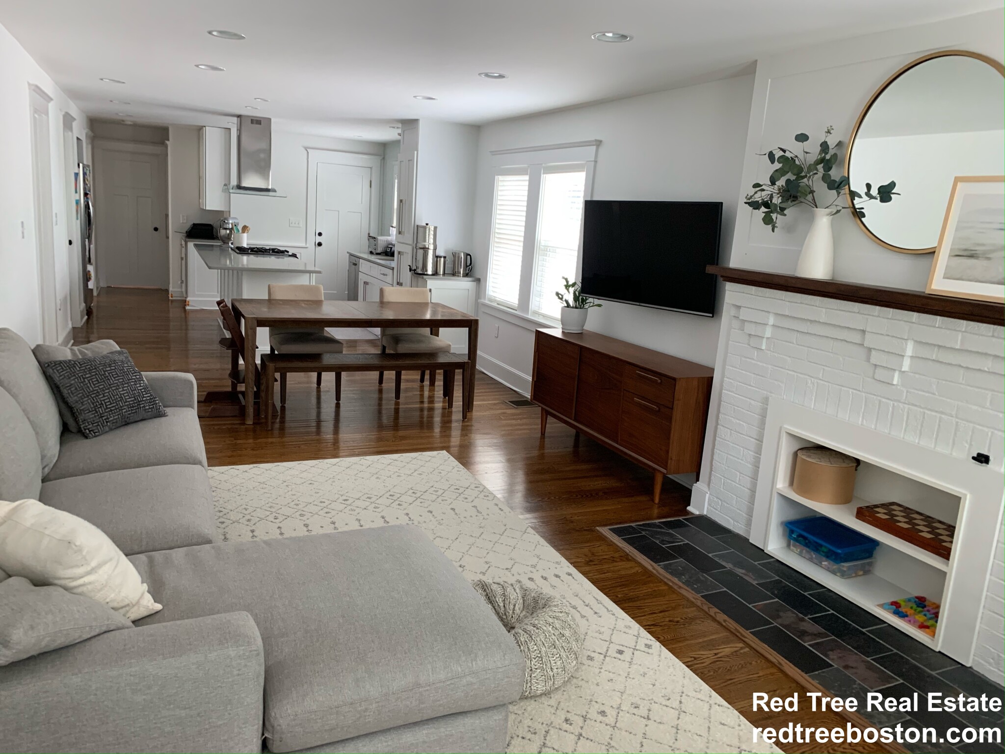 55 Eliot Crescent, Chestnut Hill