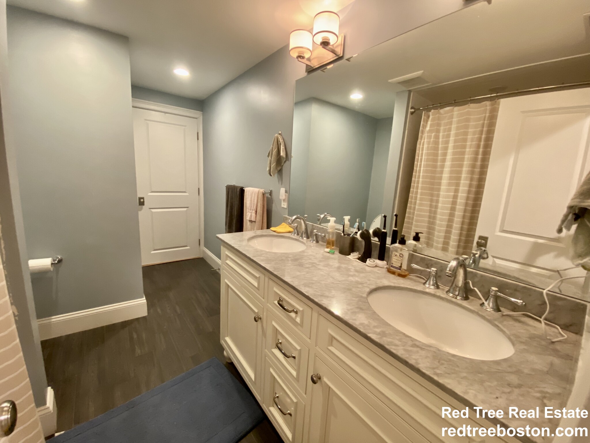 7 Acron Rd, Brookline Village