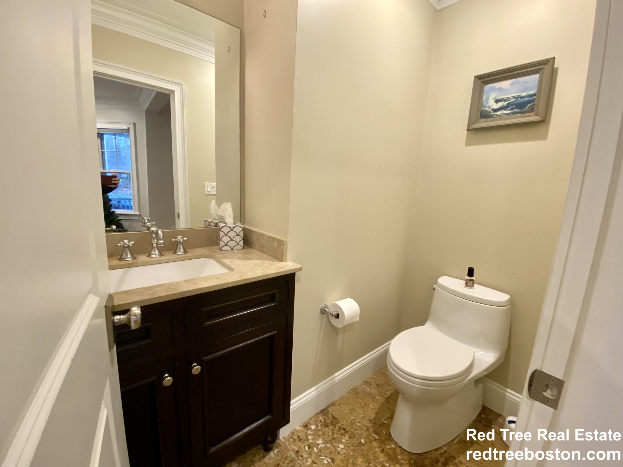 7 Acron Rd, Brookline Village