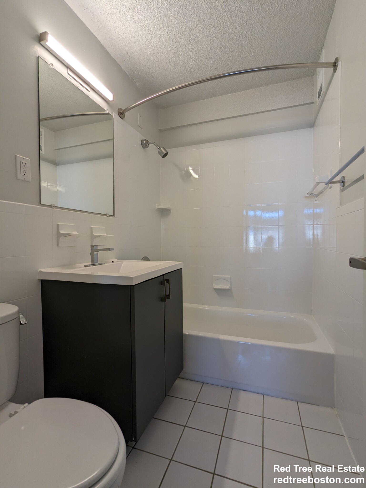 75 Saint Alphonsus St, Mission Hill