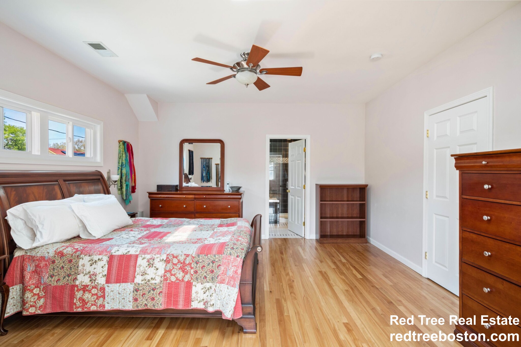 48 Bonad Rd, West Roxbury