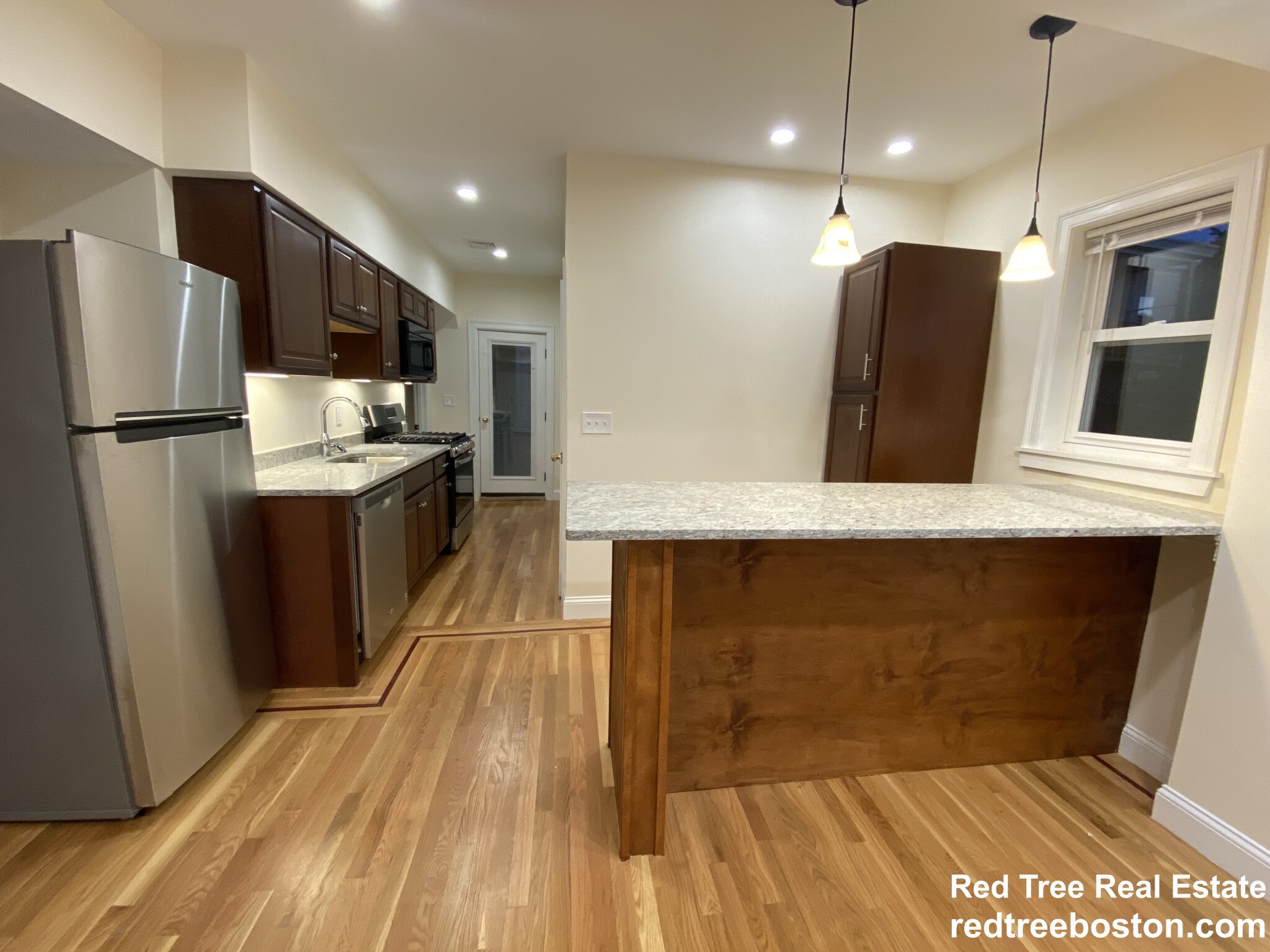 28R Cherry St, Porter Square