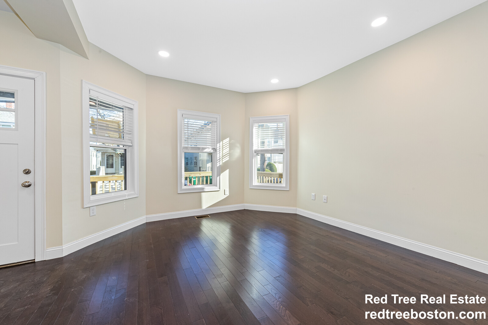 62 Bradbury Ave, West Medford