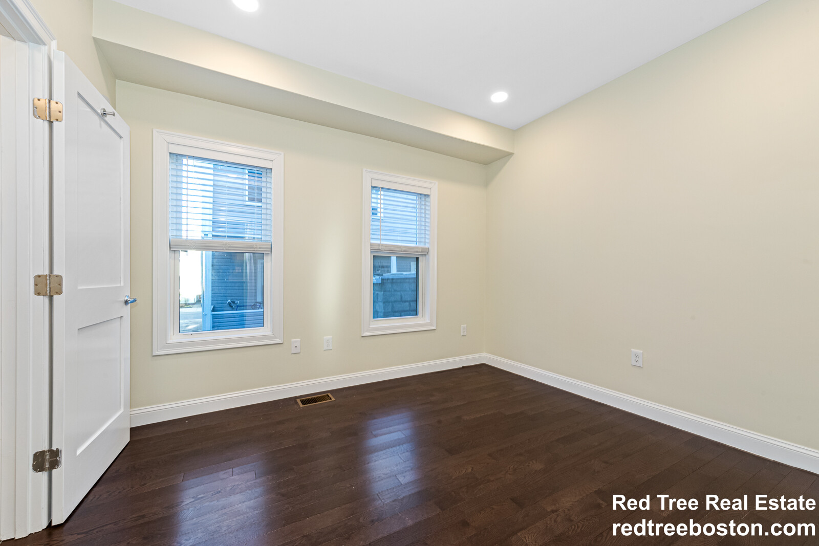 62 Bradbury Ave, West Medford