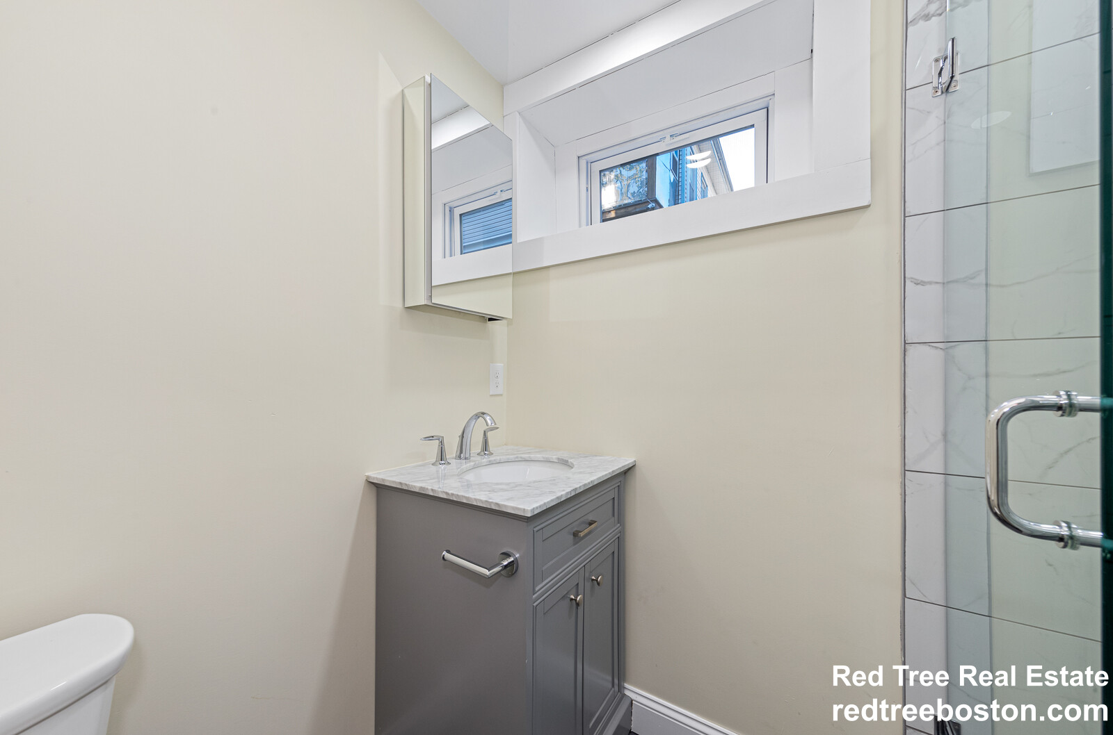 62 Bradbury Ave, West Medford