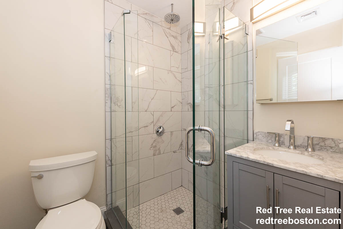 39 Harvard St, Medford