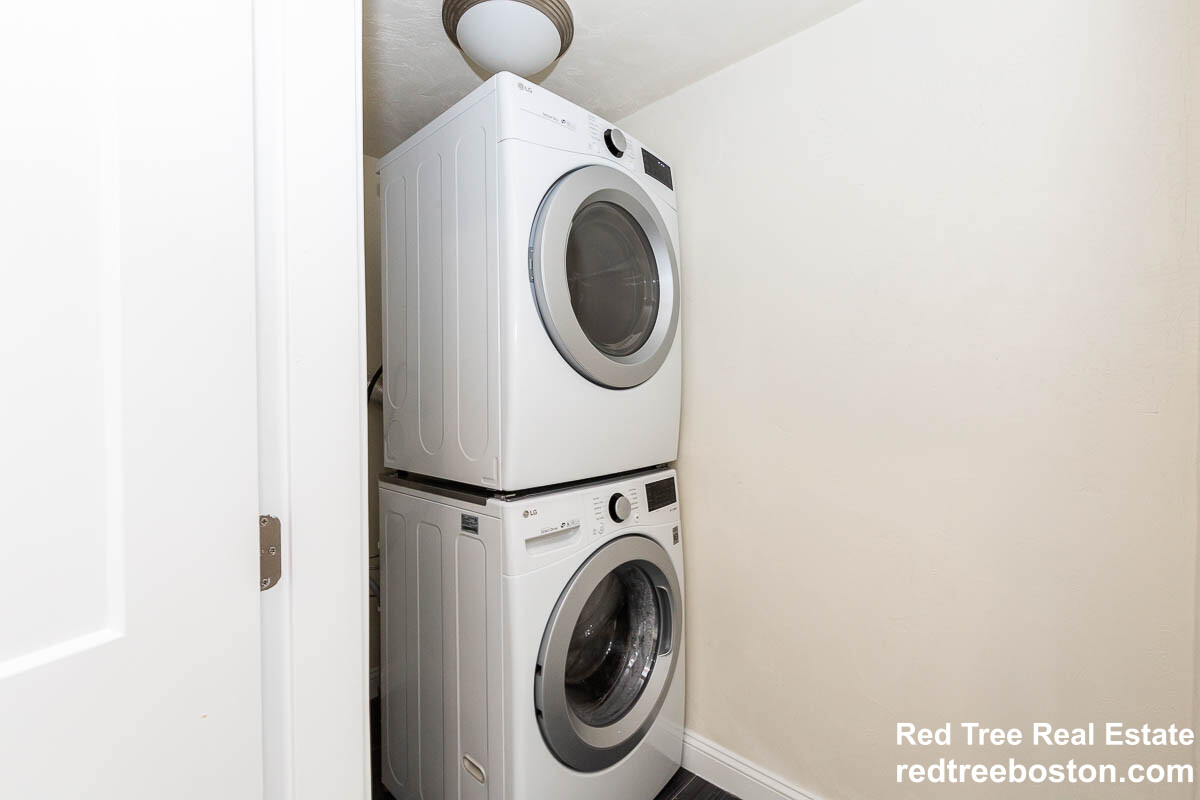 39 Harvard St, Medford