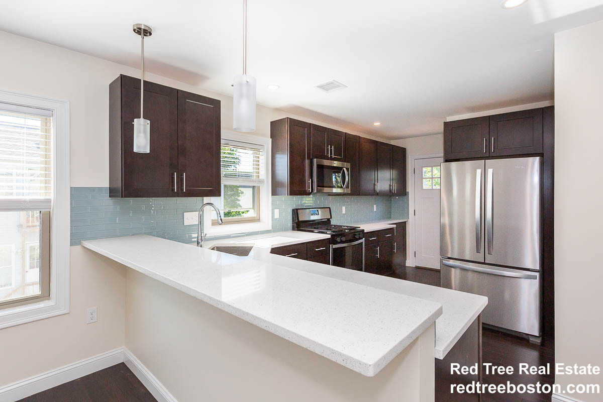 39 Harvard St, Medford