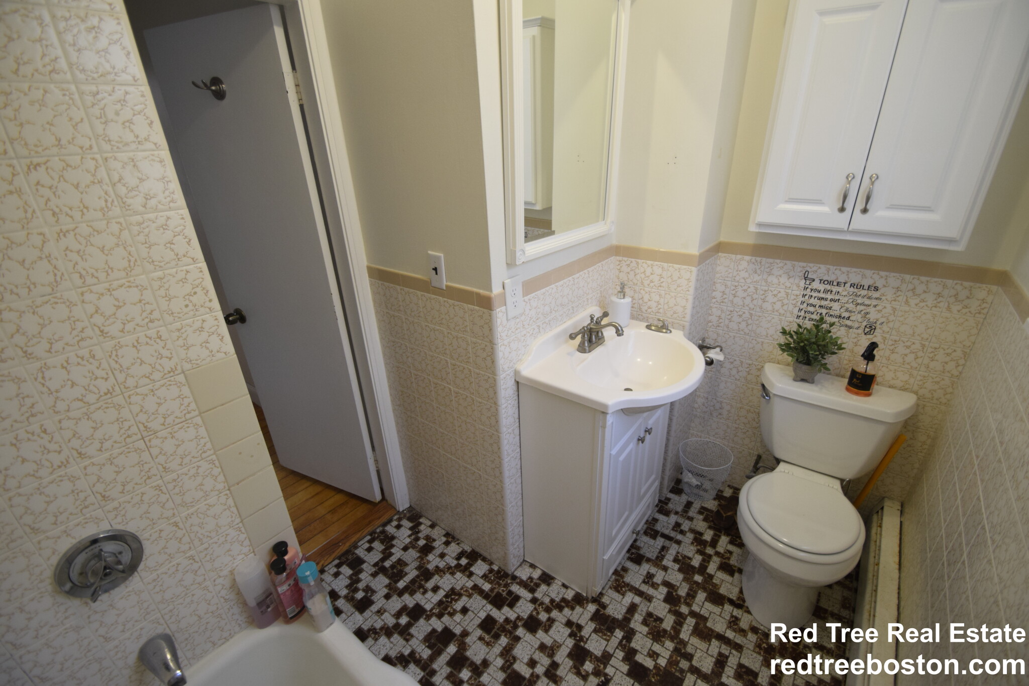 1729 Commonwealth Ave, Brighton