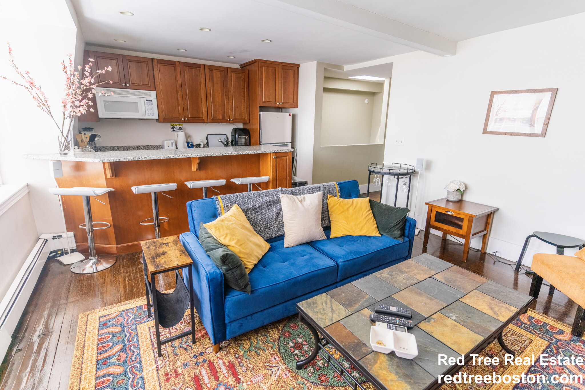 61 West Cedar St, Beacon Hill