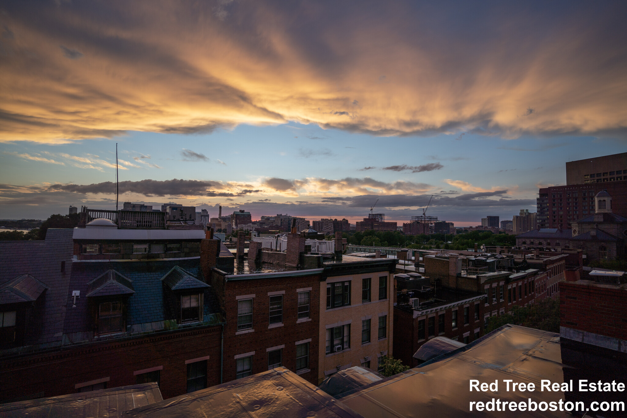 61 West Cedar St, Beacon Hill