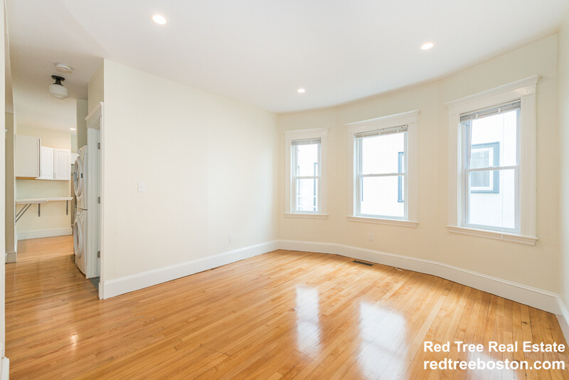 299 301 Alewife Brook Pkwy, East Somerville