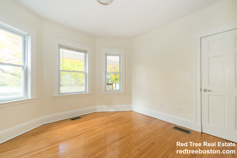 299 301 Alewife Brook Pkwy, East Somerville