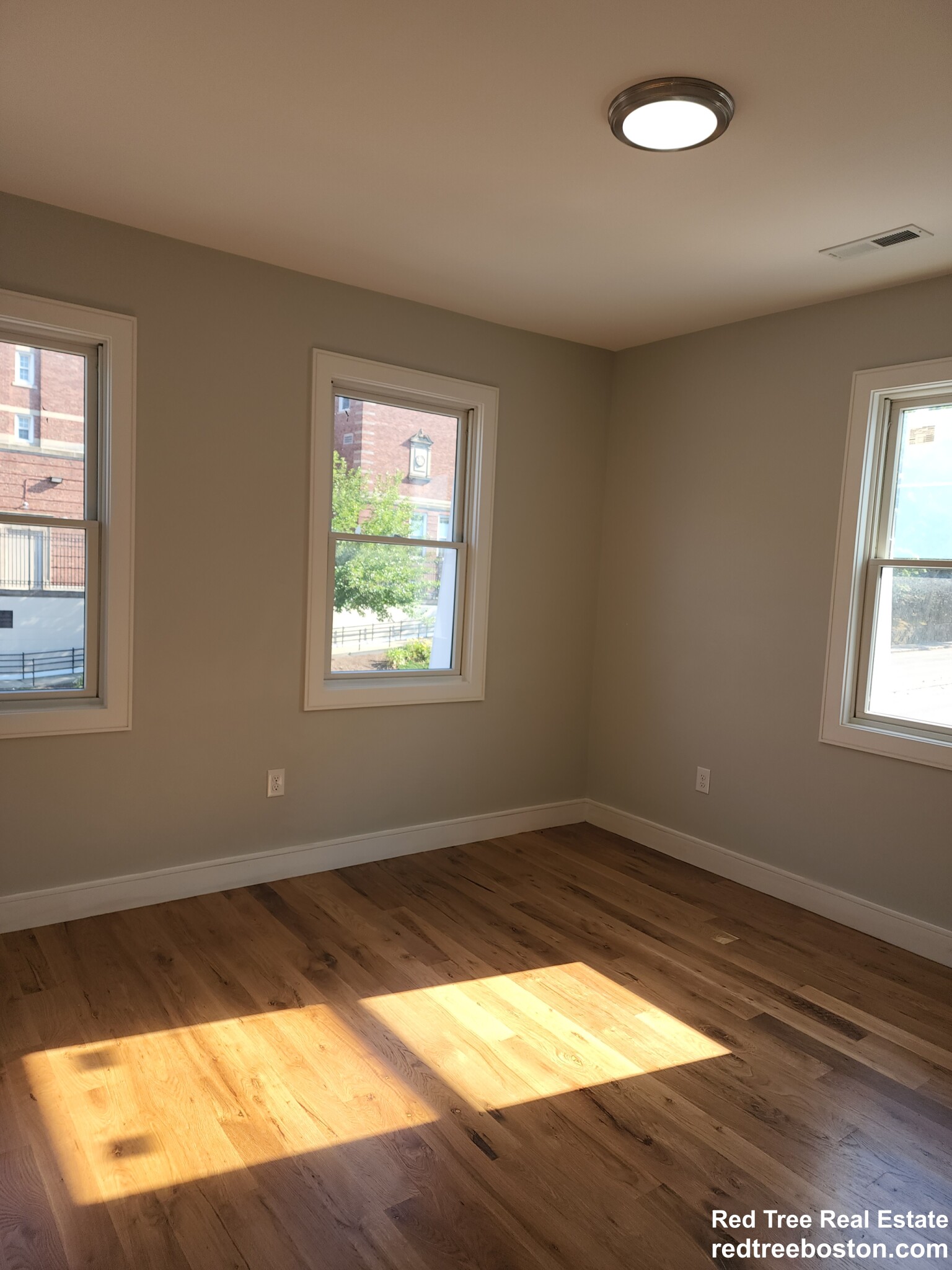 201 Boylston St, Brookline Hills