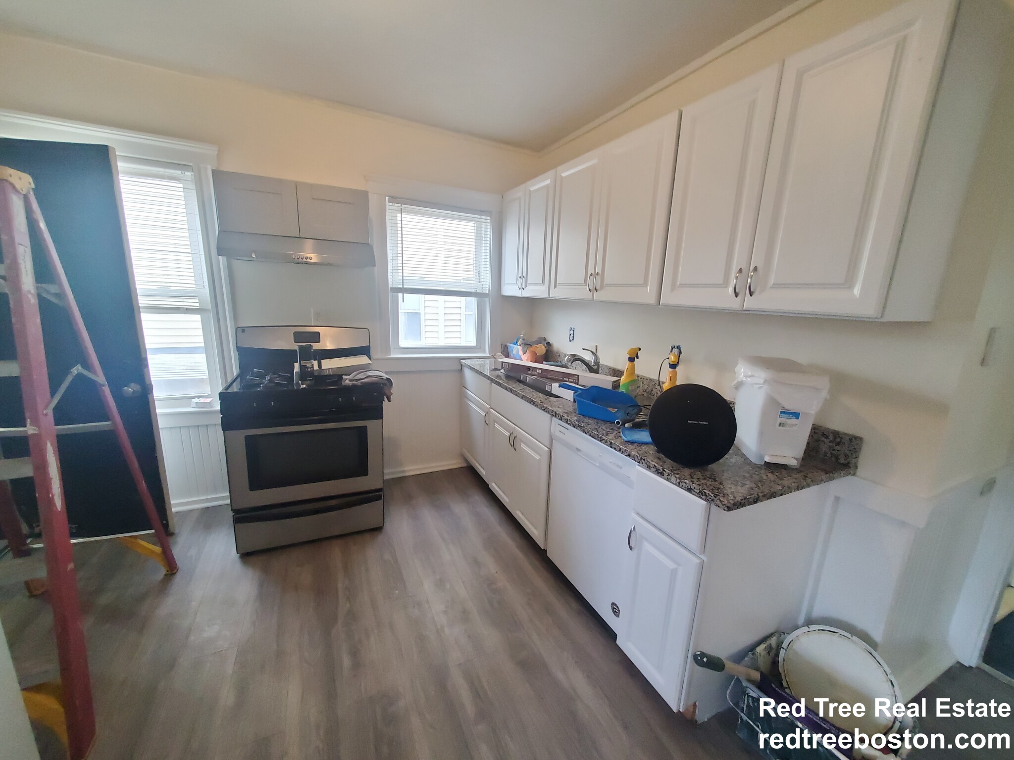 3907 Washington St, Roslindale