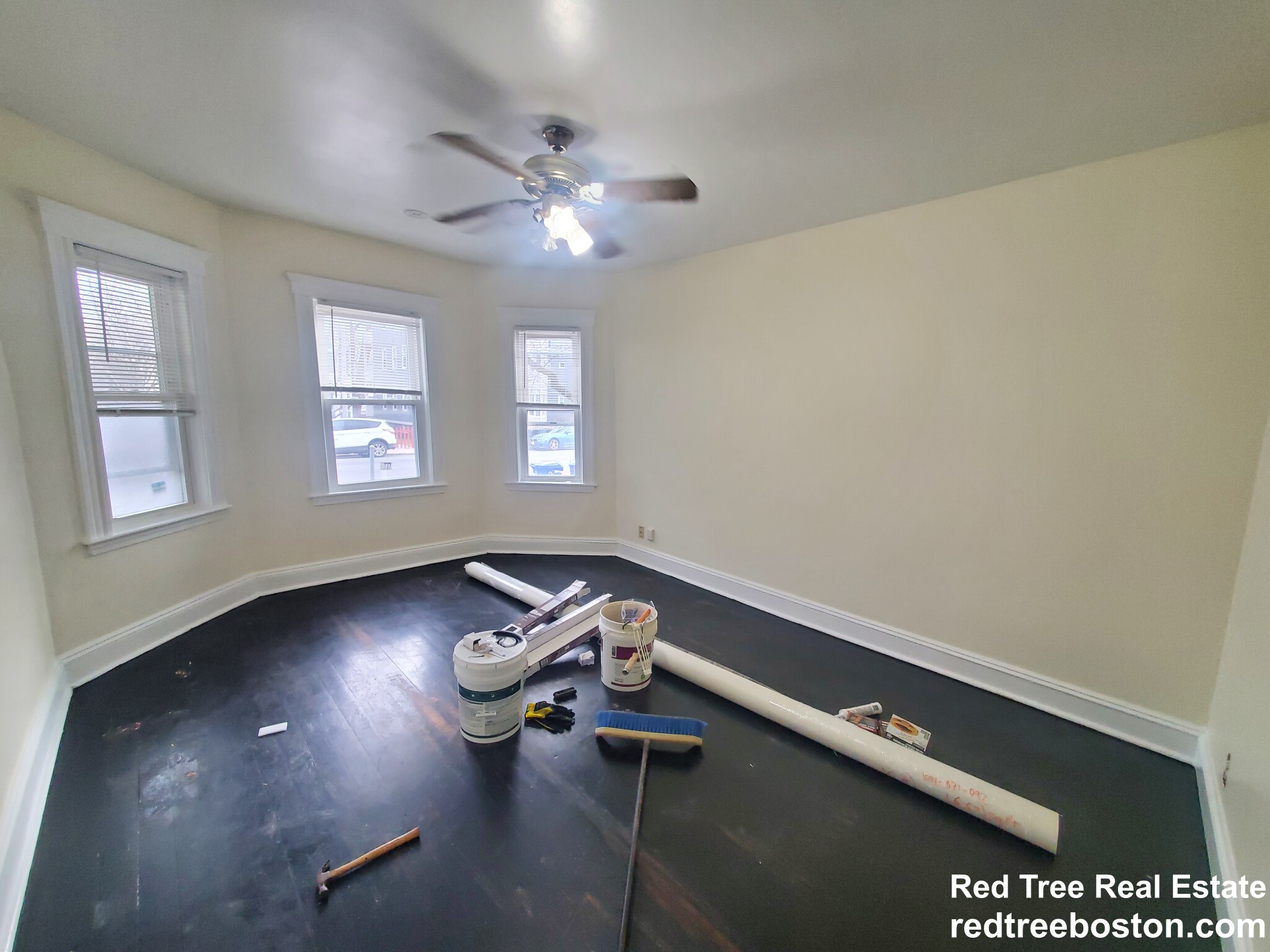 3907 Washington St, Roslindale