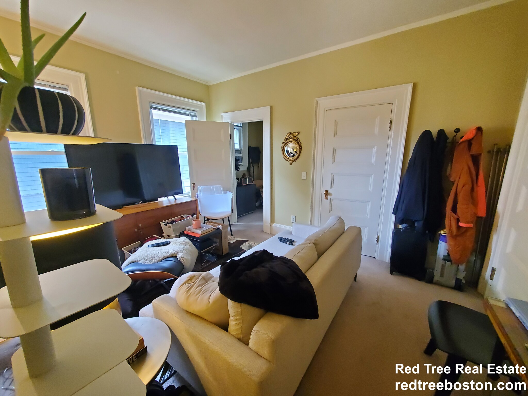 380 Broadway, Winter Hill