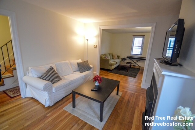 216 Norfolk St, Cambridgeport