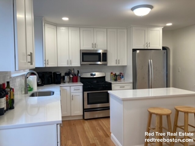 216 Norfolk St, Cambridgeport