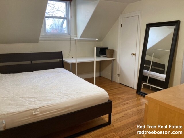 216 Norfolk St, Cambridgeport