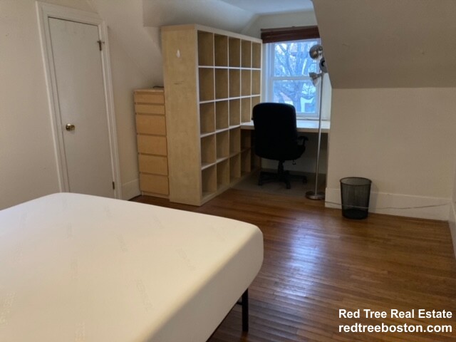 216 Norfolk St, Cambridgeport