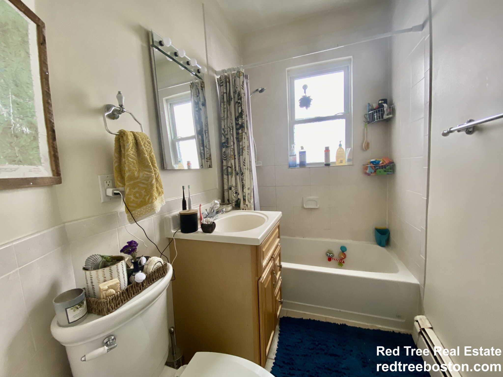 1498 Centre St, Roslindale