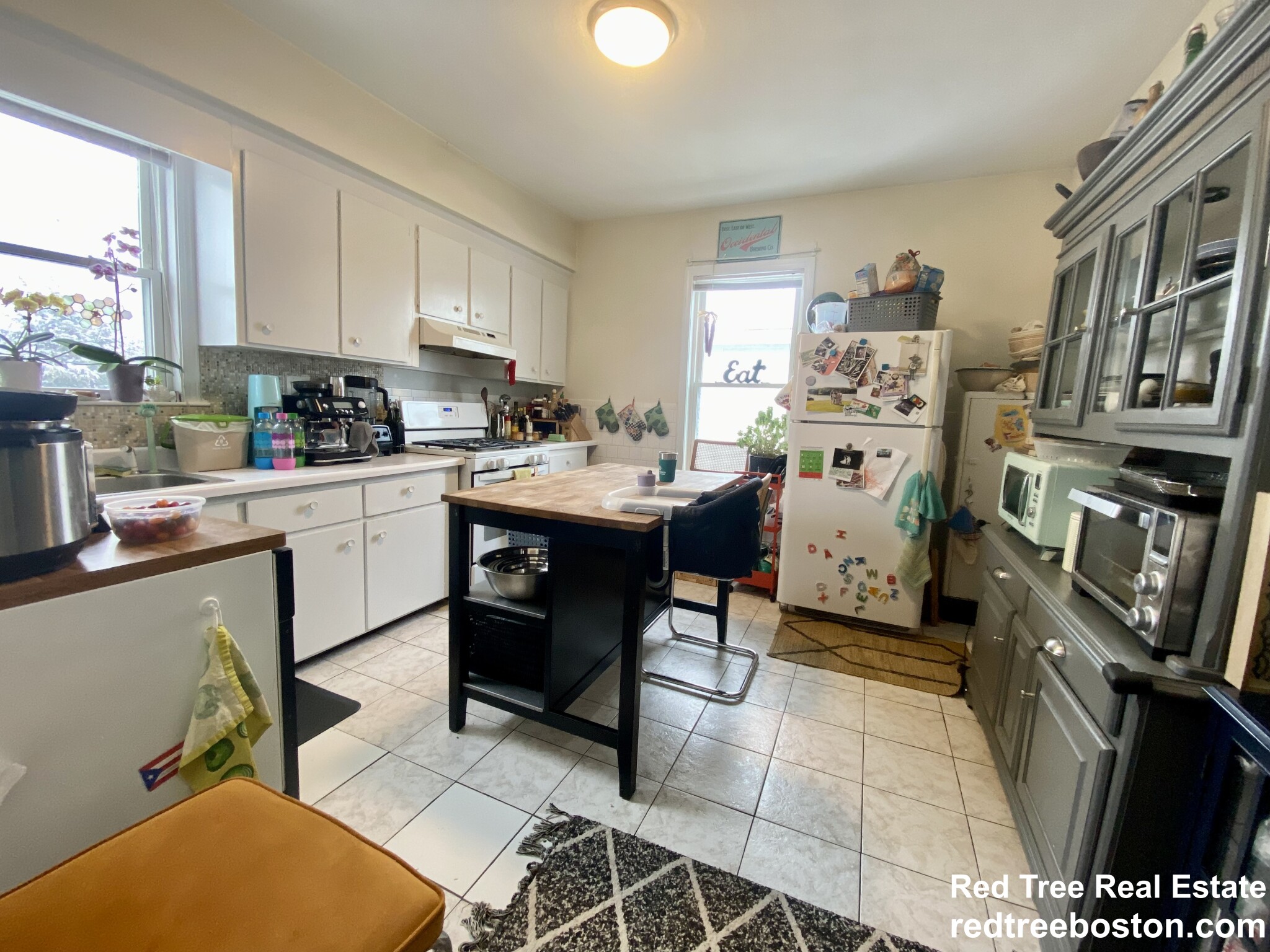 1498 Centre St, Roslindale