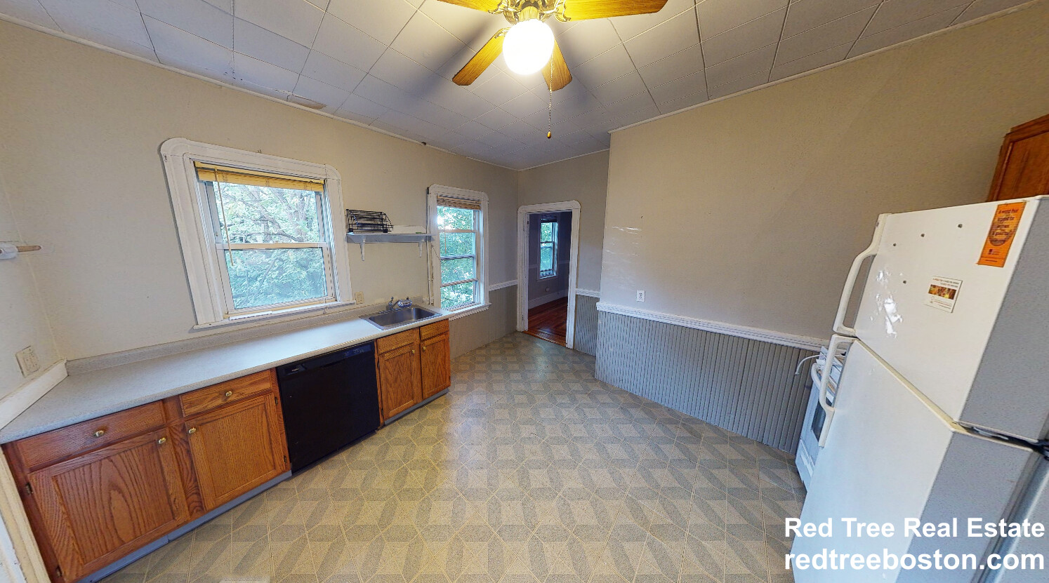 296 Highland Ave, Powder House Square