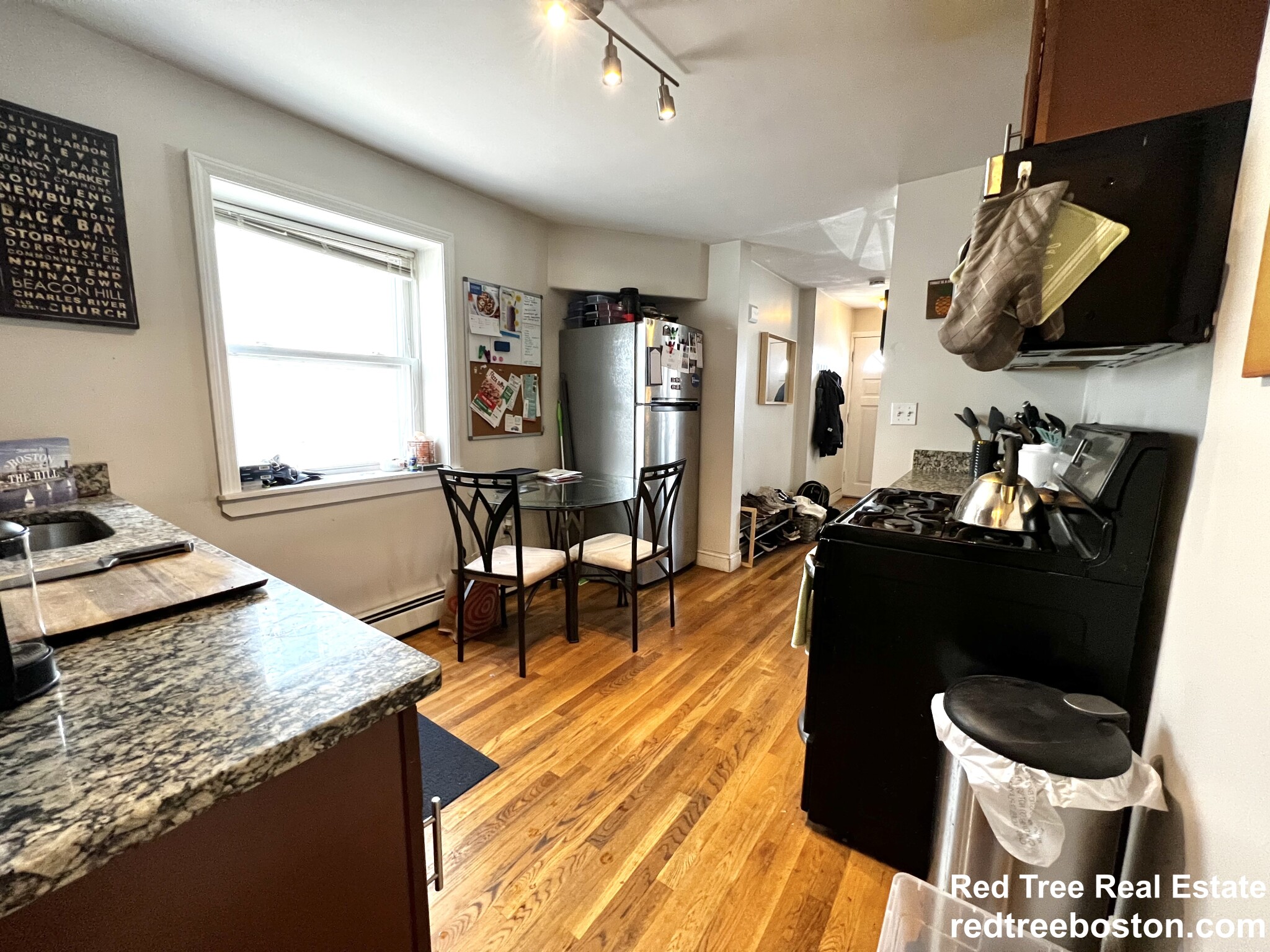 678 Bennington St, East Boston