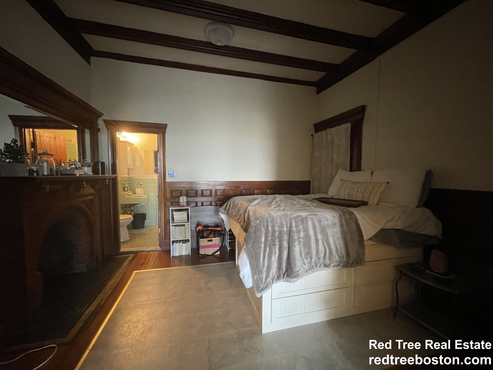 27 Bay State Rd, Fenway