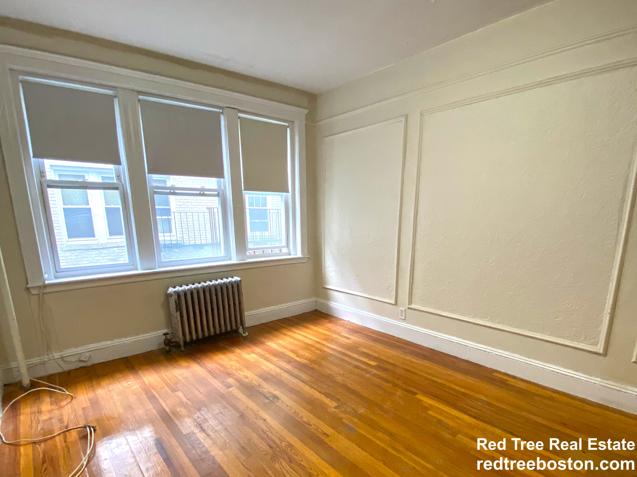 1687 Commonwealth Ave, Brighton